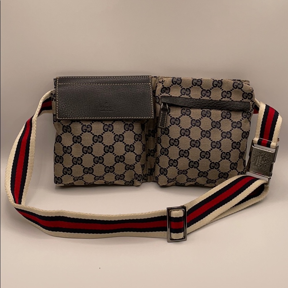 Authentic Gucci Monogram Shelly Line Waist Bum Bag